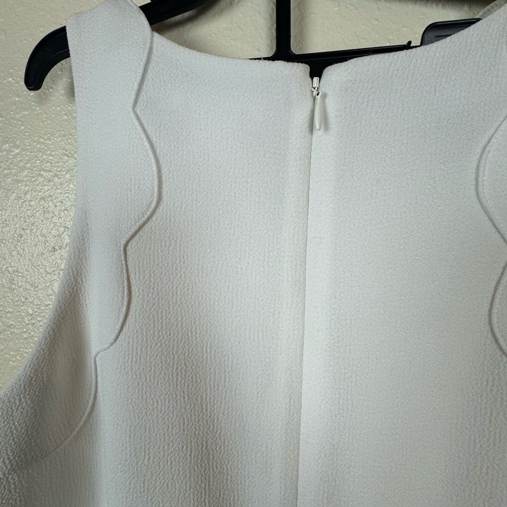 Monaco White Scalloped Sheath Dress Sleeveless Cocktail Bridal Textured XS 0 - Picture 6 of 12